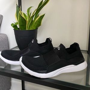 Athletic Propulsion Labs (APL) Women’s Techloom Bliss Black/BlackWhite